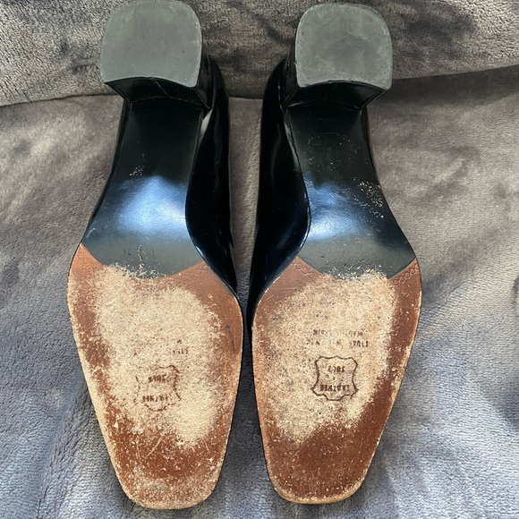 Sold - Stuart  Weizman - Picture 5 of 6